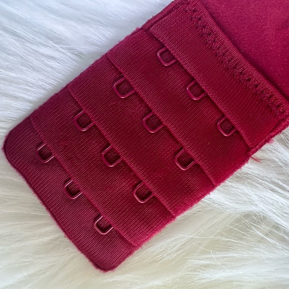 Victoria’s Secret Body By Victoria Long Lined Lace Demi - Picture 8 of 10